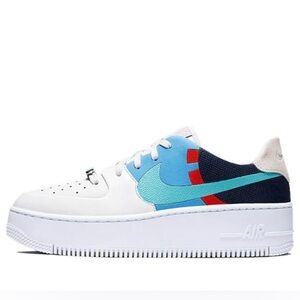 Nike Air Force 1 Sage Low 'Platinum Tint, size 7